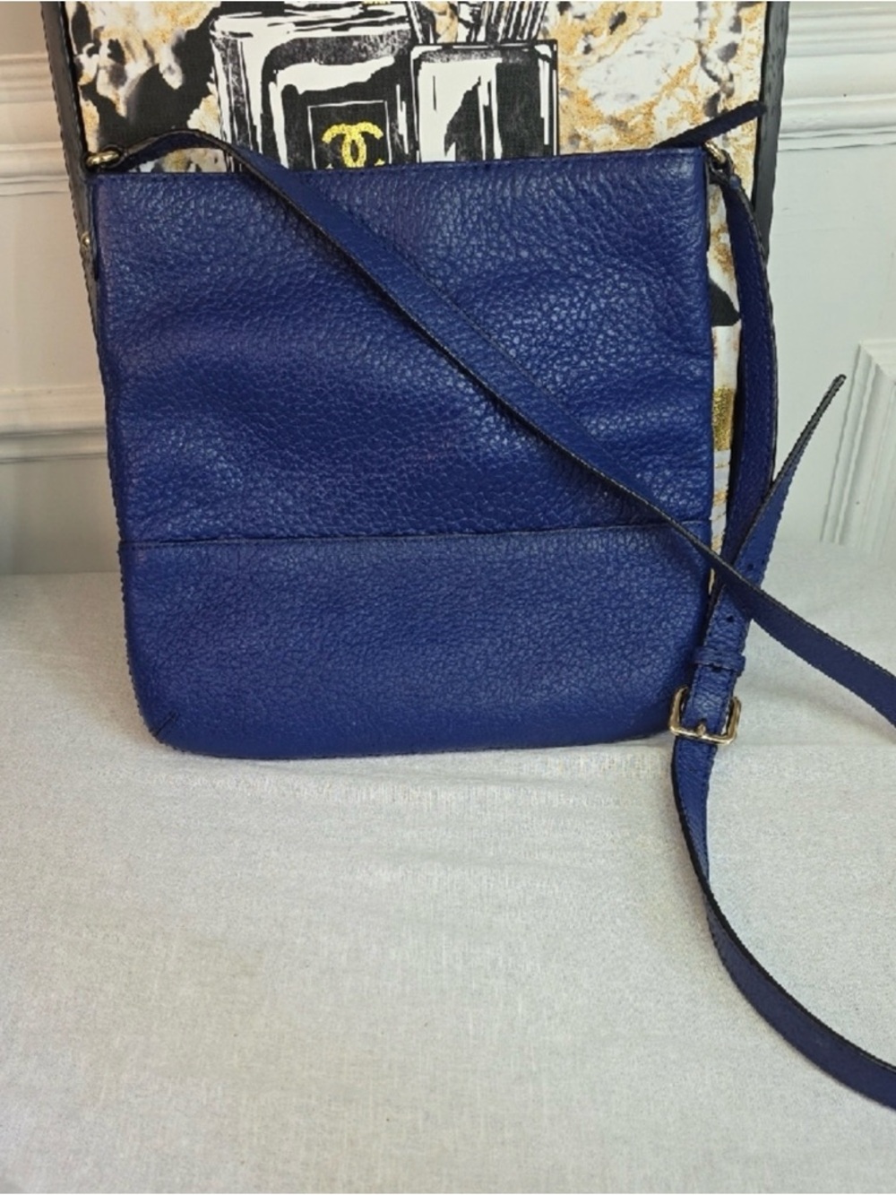 kate spade cobalt blue pebbled leather crossbody bag - Picture 3 of 6
